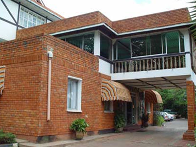 Mosa Court Apartments Kampala Buitenkant foto